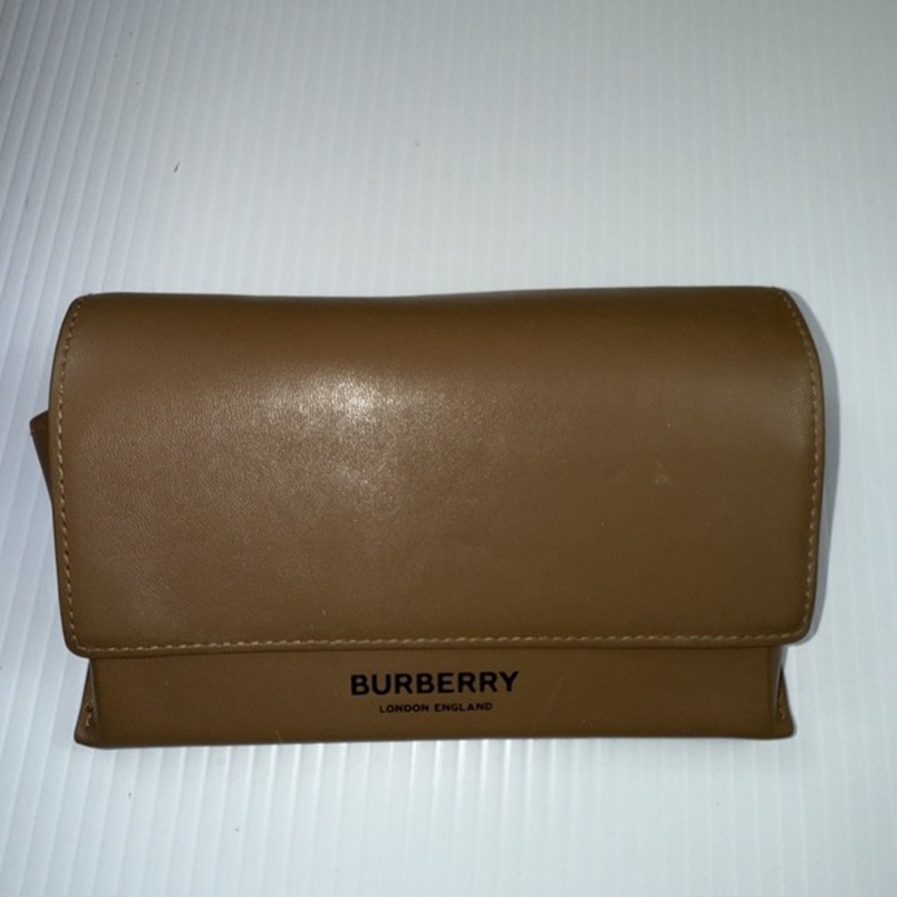 Burberry London England Tan Brown With Black Letters Eye/Sun Glass Case